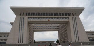 Overseas Chinese Media Visit Khorgos Port, Observe Developments at Sixth-Generation Border Gate