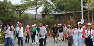 Overseas Chinese-Language Media Visit Laozhuaqing in Pu’er and Witness the Transformation of a “Hollow Village” Into a New Long-Stay Community