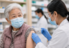 Ontario’s Spring COVID Booster Is Not Open to Everyone, and Chinese Seniors Should Also Check Pharmacy Stock Before Getting a Flu Shot 