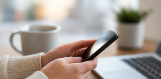 Rogers Plans $5 Monthly Fee as CRTC Questions Contract Compliance