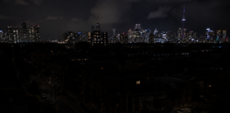 More Than 30,000 Toronto Customers Lose Power Overnight, Affecting TTC and University Buildings