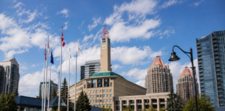 Mississauga Mayor’s Race Tied as Poll Shows Cost of Living Is Top Concern