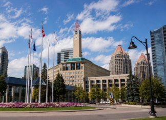Mississauga Mayor’s Race Tied as Poll Shows Cost of Living Is Top Concern