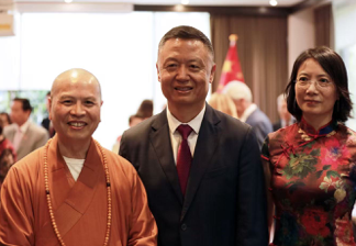 Venerable Dayi Attends Chinese Consulate in Toronto’s Reception Marking 77th National Day